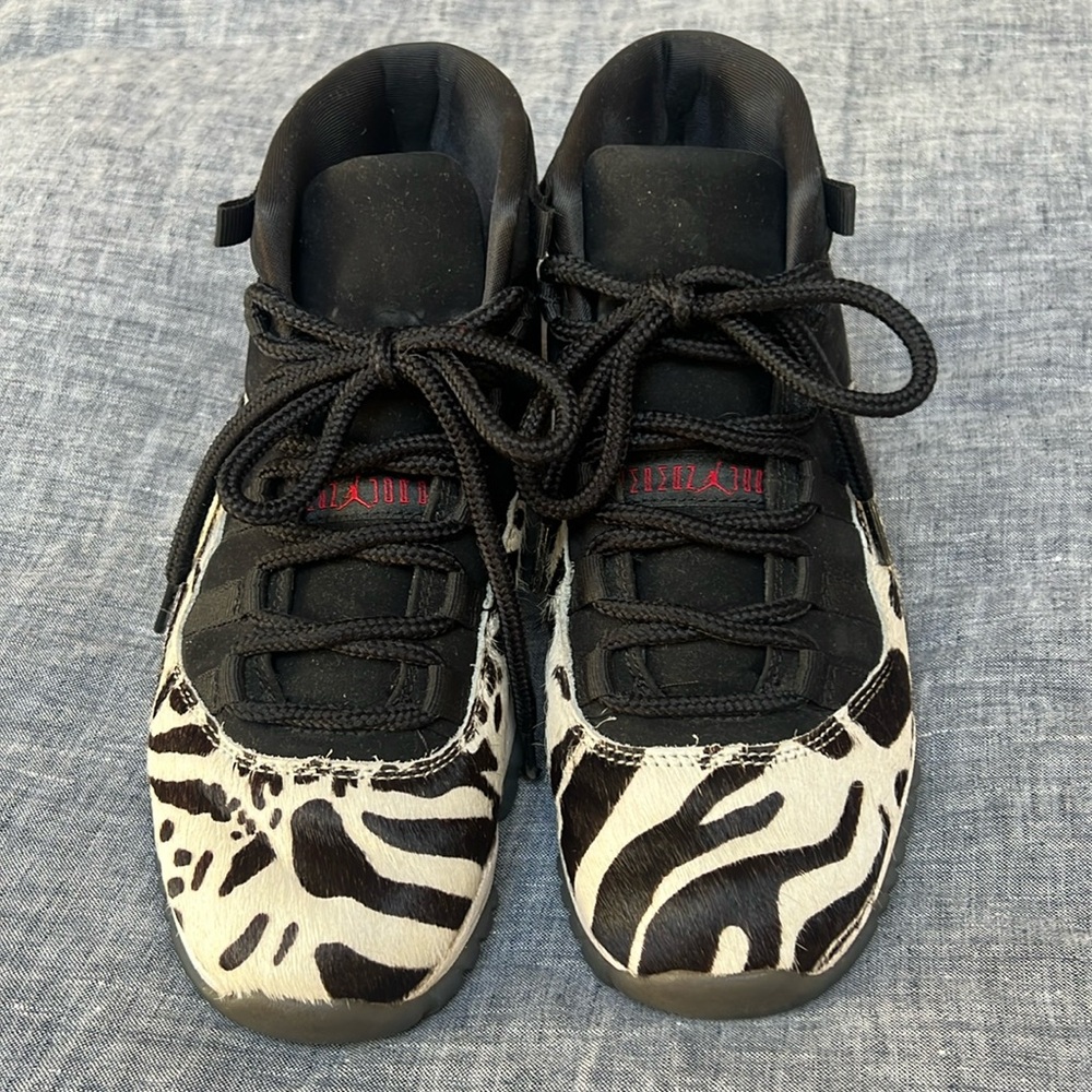 Air Jordan 11 animal instincts